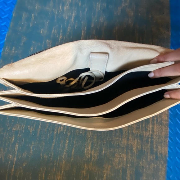 Balenciaga Clutch - Picture 5 of 13